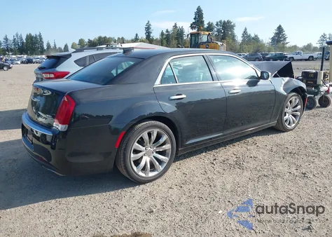 2015 Chrysler 300C Platinum из США, поврежденный, VIN 2C3CCAPGXFH781017